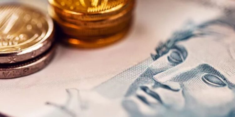 Novo Valor do Salário Mínimo Fixado em R$ 1.412 - Data de Vigência a Ser Anunciada