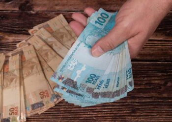 CAIXA divulga NOVA LISTA DE CPFs habilitados para saque de até R$ 6 MIL