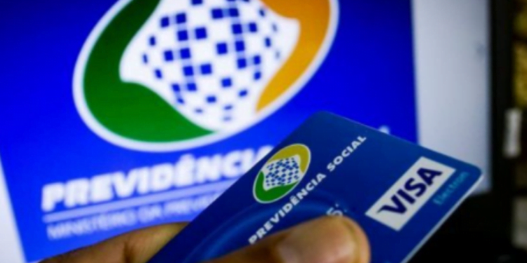 ALERTA INSS: Beneficiários são convocados com URGÊNCIA para atualização de dados após mudanças importantes; confira