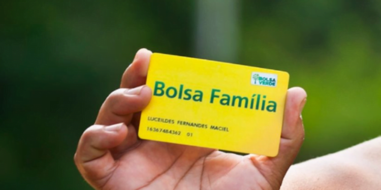 Começou nesta terça-feira (06/02) a distribuição dos NOVOS CARTÕES para pagamento do Bolsa Família em fevereiro?