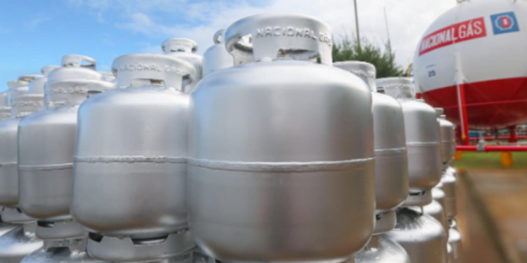 Lula confirmou HOJE (23/02) pagamento do Vale-Gás de MAIS de R$ 100 no mês de MARÇO?