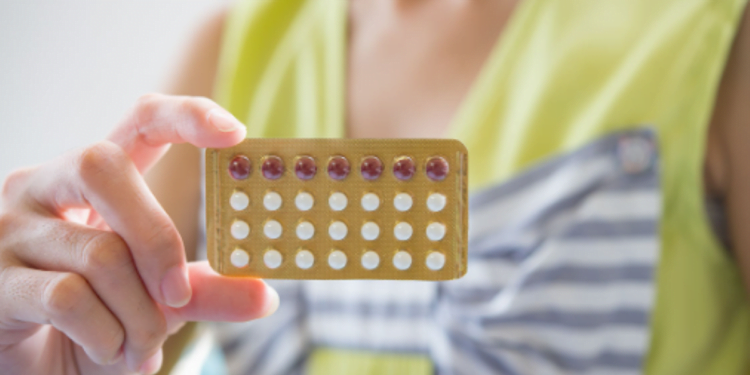 Veja como retirar anticoncepcional GRATUITO do Bolsa Família HOJE (23/02)