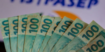 Que horas o PIS/PASEP cai na conta da CAIXA e BB? Pagamento foi ANTECIPADO para esta quinta-feira (08/02)? Confira