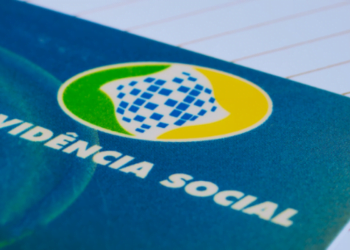 CONFIRMADO HOJE (24/02) PRESENTÃO do INSS: PIX de até R$7 mil para aposentados com NIS final de 1 a 0