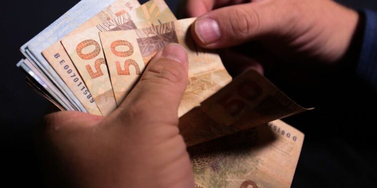 Governo ANTECIPOU pagamentos do 13º do INSS; confira novas datas