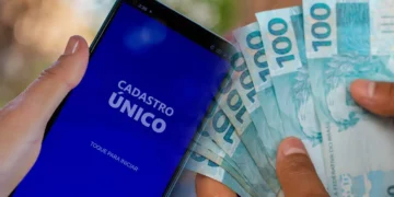 CADÚNICO: Divulgada a lista de CPFs sortudos que vão receber PIX de R$ 102 + CESTA BÁSICA