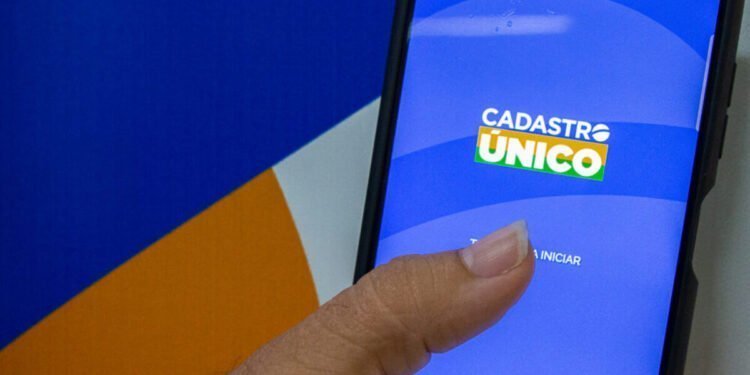 CadÚnico irá incluir ESTES brasileiros em 2024