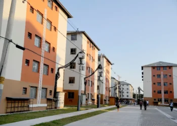 Titulares do Bolsa Família ganham MORADIA GRATUITA; veja o que fazer para conseguir sua chave da casa própria e nunca mais pagar aluguel!