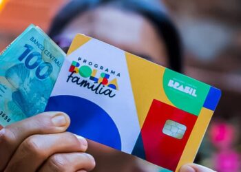 Mora sozinho? Veja como receber o Bolsa Família pelo CadÚnico