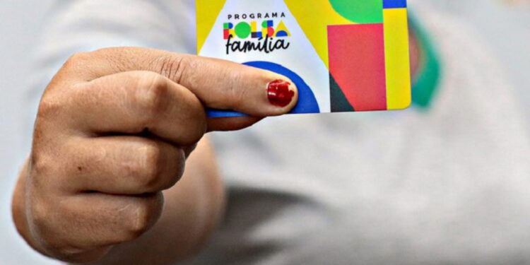 Veja lista atualizada de CPFs que tiveram o BOLSA FAMÍLIA CANCELADO em Fevereiro