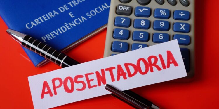 Brasileiros podem se aposentar mais cedo: Confira 7 dicas imperdíveis!