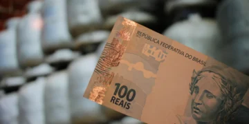 Auxílio-Gás de fevereiro teve uma nova REDUÇÃO; entenda