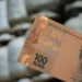 Auxílio-Gás de fevereiro teve uma nova REDUÇÃO; entenda