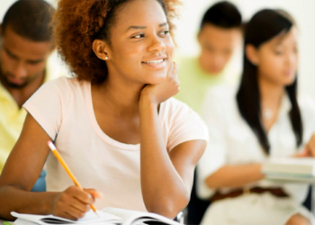 Beneficiários do Bolsa Família podem receber PIX PREMIADO de até R$ 9,2 mil na conta; saiba como