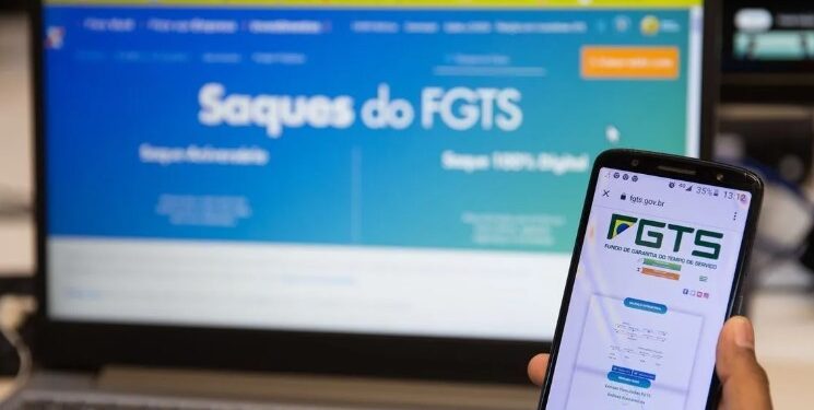 Veja como SIMULAR o saque-aniversário de fevereiro no FGTS