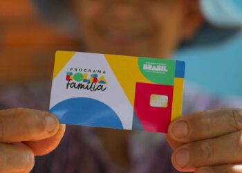 DECISÃO OFICIAL AGORA: Bolsa Família de Fevereiro será pago logo depois do CARNAVAL?