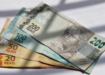 Existe HORÁRIO para sacar o Pis/Pasep? Confira