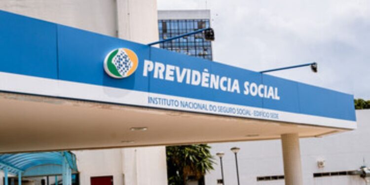 Consulte e Solicite o BPC pelo CPF: Entenda as Distinções entre LOAS e BPC!