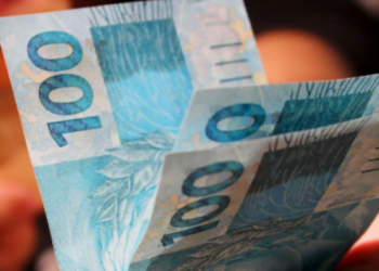 REAJUSTE do Salário Mínimo já em vigor: Novo valor atinge R$ 1.994,56; veja quem recebe