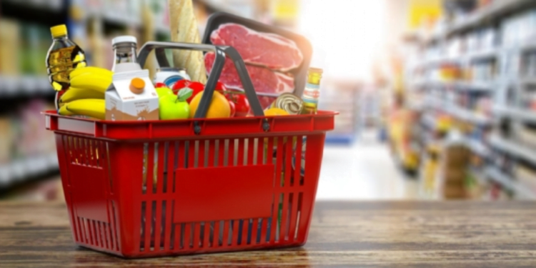 Distribuição da CESTA BÁSICA do Bolsa Família nesta sexta-feira (15/03): veja se seu CPF será premiado!