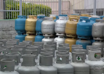 CONFIRMADO HOJE (01/03) pagamento de MAIS DE R$ 100 do VALE-GÁS no mês de Março? Veja comunicado do Governo