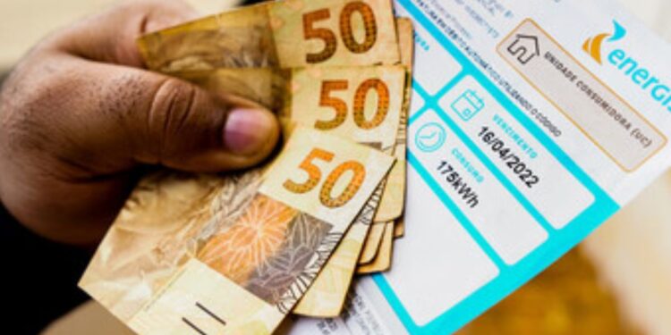 Conta de Luz: Super Desconto Beneficia mais de 1 Milhão de Brasileiros; veja se você pode ser contemplado