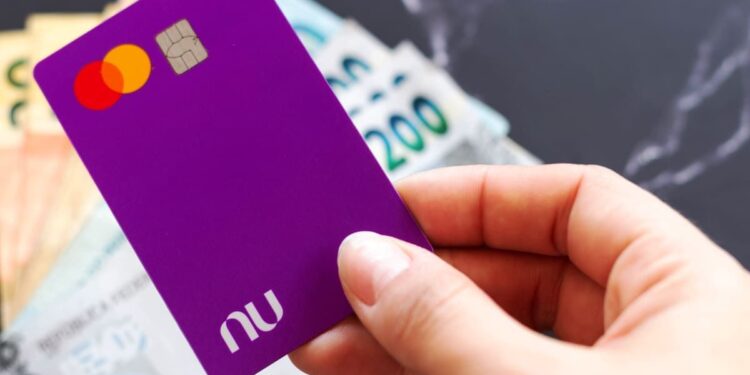 Aproveite: Nubank libera R$ 2.000 em limite para quem fizer este procedimento!