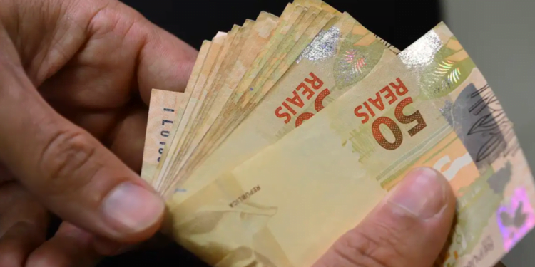 Governo vai liberar PIX de R$ 200 na próxima segunda-feira (29/04) para brasileiros com CPF final 1,2,3,4,5,6,7,8, 9 e 0