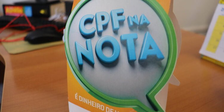 ÓTIMA NOTÍCIA HOJE (12/03): PIX de até R$ 5 MIL para quem coloca o CPF NA NOTA; veja como participar