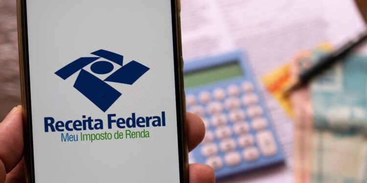 Quando começa o pagamento dos LOTES da RESTITUIÇÃO do Imposto de Renda 2024?