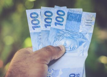 CAIXA inicia o pagamento de NOVO AUXÍLIO para trabalhadores; veja quem tem direito