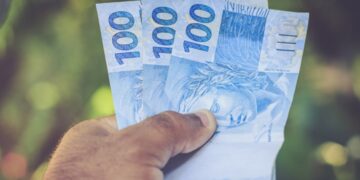CAIXA inicia o pagamento de NOVO AUXÍLIO para trabalhadores; veja quem tem direito