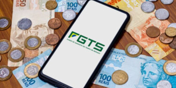 Novidade no FGTS: Pagamento via PIX já está disponível e trabalhadores comemoram