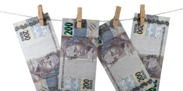 Estudantes Receberão Auxílio Mensal de R$ 200 a Partir da Próxima Semana!