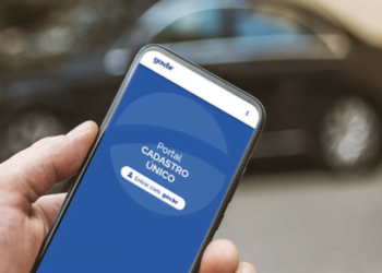 CadÚnico: Ministério faz entrega de chips GRATUITOS para celular; veja se pode se beneficiar