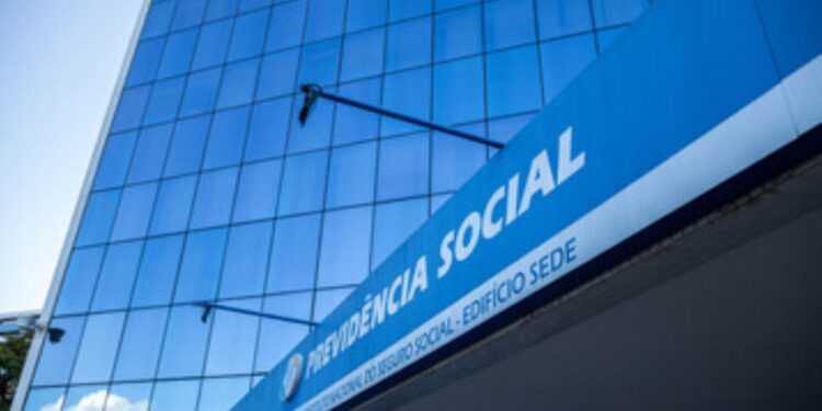 INSS: Idosos são Beneficiados com NOVA LEI; entenda