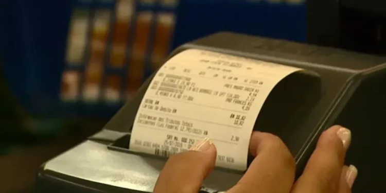 CPF na Nota Fiscal: Benefícios, Vantagens e Desvantagens para os Brasileiros