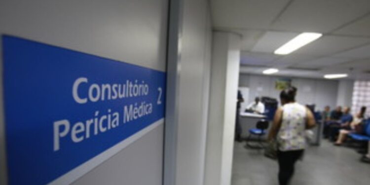 INSS: Atestado Online Substitui Perícia Médica para Auxílio Doença? Descubra as Mudanças!