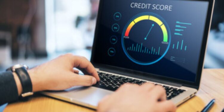 Score de crédito: O que é e como isso influencia na solicitação de empréstimos?