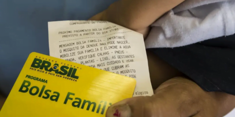 BOLSA FAMÍLIA: Quanto tempo leva para desbloquear o benefício após atualização?