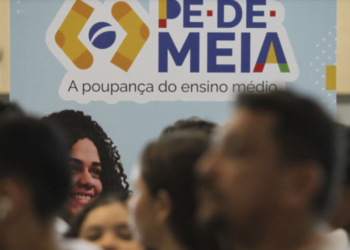 Programa Pé-de-meia: Revelada lista de quem vai receber o pagamento no valor de até R$ 9.200