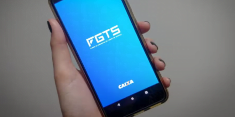 NOVA LEI do FGTS 2024: Veja calendário e como solicitar o saque