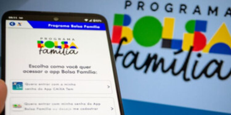 Valor do Bolsa Família Chega a R$ 1.002 em Abril? Veja quem pode receber o aumento!
