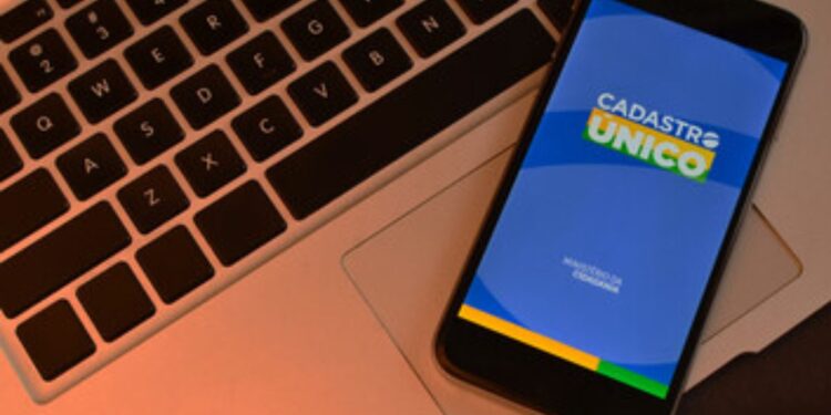 Pé-de-Meia: Inscrição no CadÚnico Potencializa Benefícios