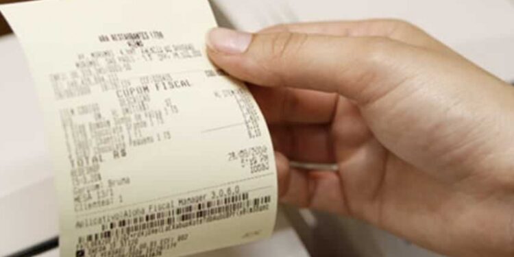 Entenda as vantagens de colocar o CPF na Nota