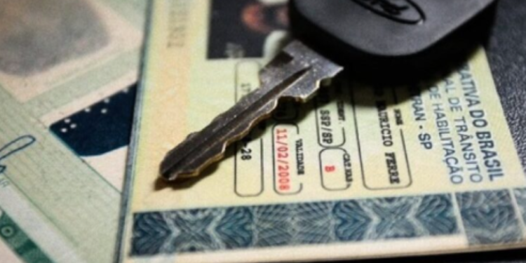 FIM DA CNH 2024: Divulgada lista de motoristas que não precisam mais da CNH para dirigir!