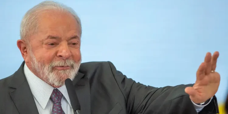 Lula aprova Lei que muda Imposto de Renda