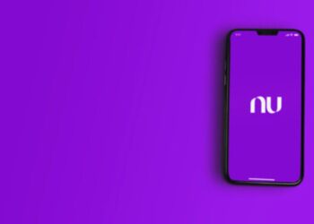 Clientes do Nubank podem realizar SAQUE de até R$ 15 MIL; saiba como