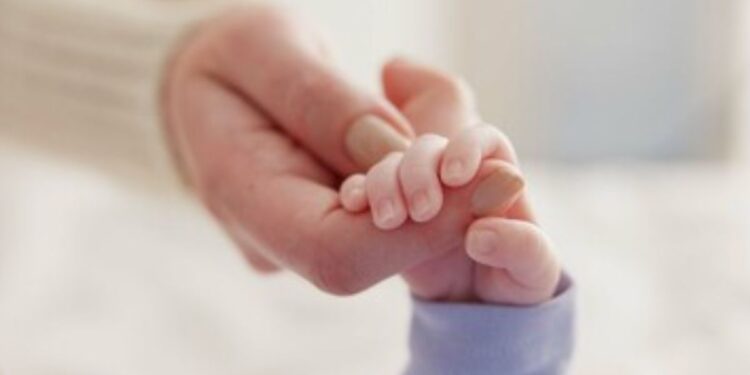 SAIU HOJE (16/05) o Auxílio para Mães Solteiras no valor de R$ 1.200?