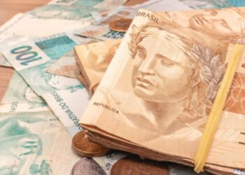 ÓTIMA NOTÍCIA: Famílias de baixa renda podem RECEBER até R$ 2 MIL por mês! Saiba como